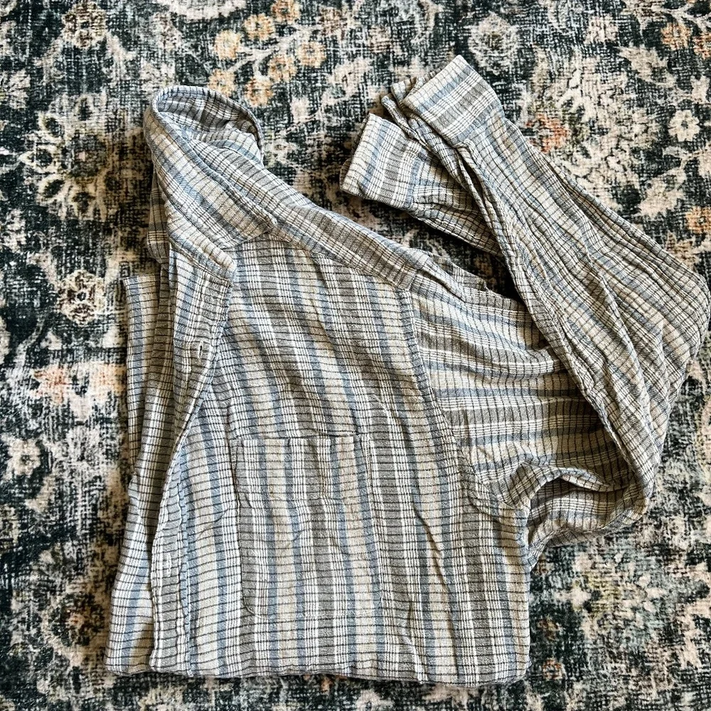 VTG Button-Up - Picture 6 of 7